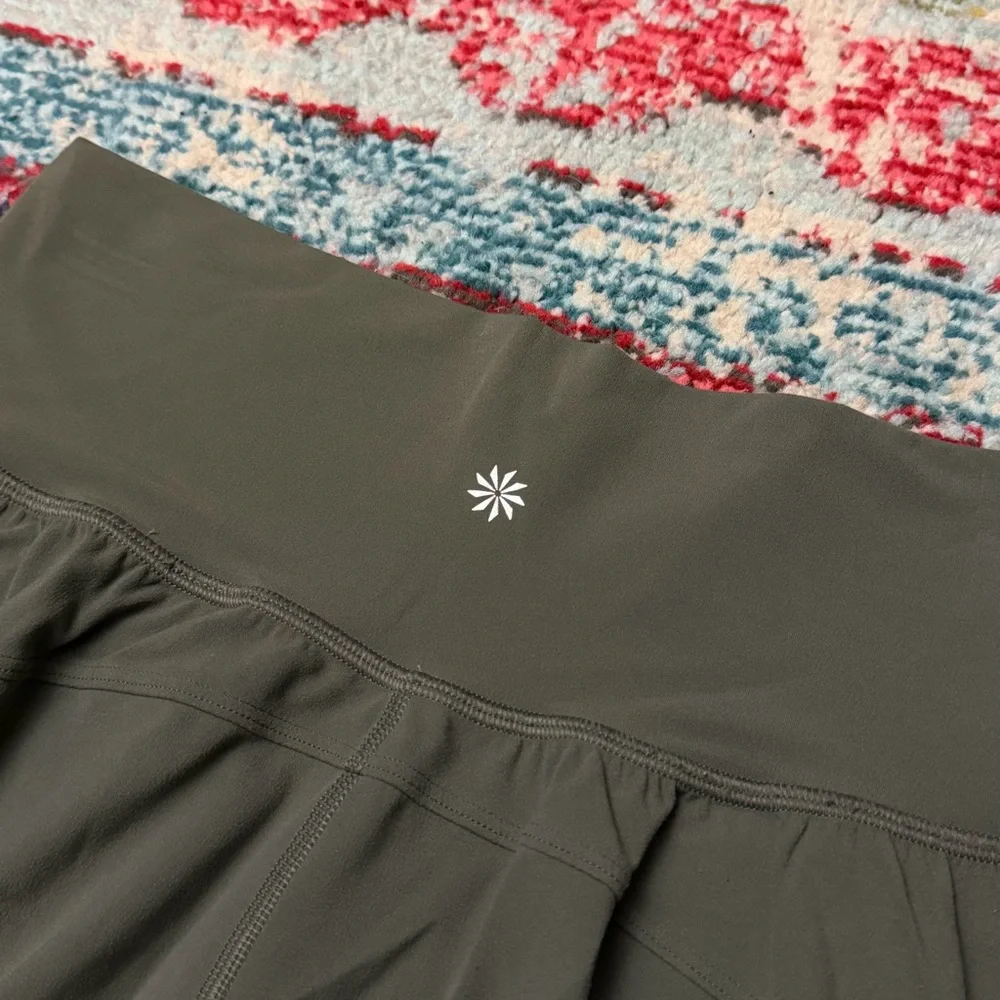 Athleta Women’s Moss Green Salutation Jogger Pants Size Small Tall ST Long - Picture 4 of 7